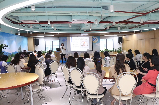 Chuyên gia làm đẹp